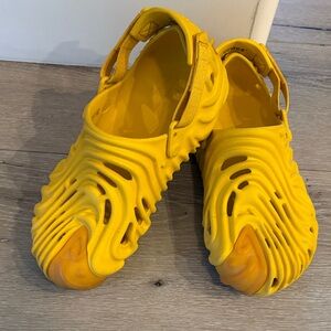 Salehe Bembury x Crocs Pollex Cobbler Classic Clog Men’s 9 / Women 11 US
